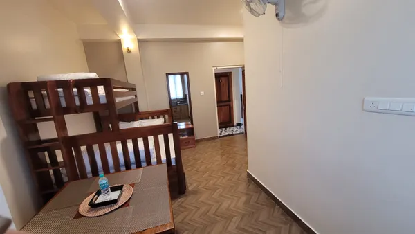 Standard Room 1 image 3