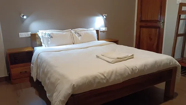 Standard Room 3 image 7